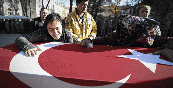 Şehit uzman çavuş Birkan Gündüz'ün nişanlısı: Ben de Kürdüm bu nasıl Kürtlük