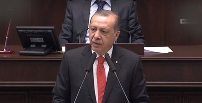 İstifalar demokratik hak