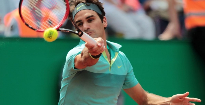 Federer zorlandı ama kazandı