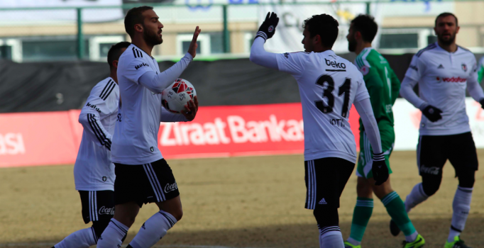 Beşiktaş Ziraat Türkiye Kupası'nda Sivas Belediyespor'u 2-0'la geçti