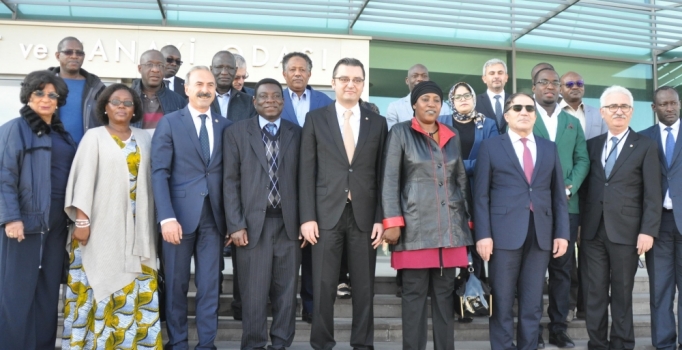 Afrika ülkelerinin büyükelçileri Uşak'ta buluştu