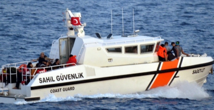 FETÖ şüphelileri, aileleriyle İstanköy Adası'na kaçmak isterken yakalandı