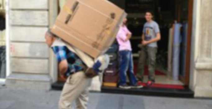 Hamal kılığına giren polis sayesinde çete çökertildi