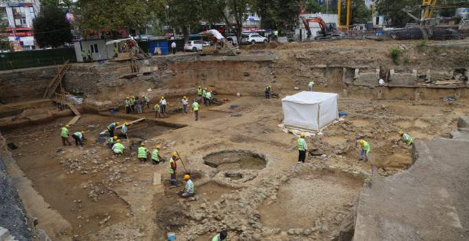 Beşiktaş'taki metro kazısında bulunan kalıntıları Prof. Dr. Şevket Dönmez yorumladı: Gerçek değil