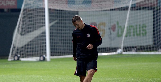 Galatasaray'dan Podolski'ye özel program