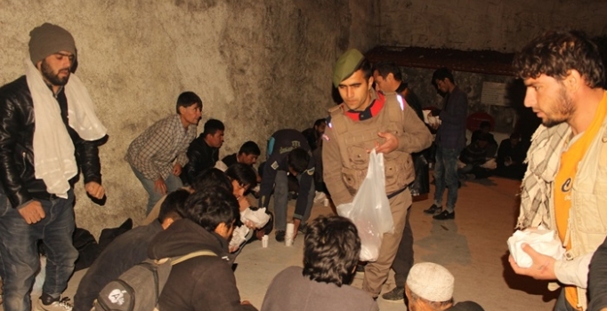 Başkale'de 7 yabancı uyruklu yakalandı | Van haberleri