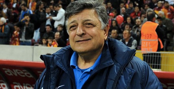 Yılmaz Vural, Göztepe ile anlaştı