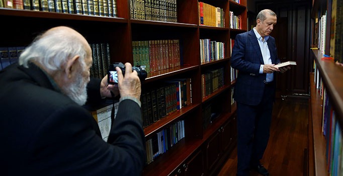 Cumhurbaşkanı Erdoğan'ı fotoğraflayan Ara Güler'den tepkilere sert yanıt