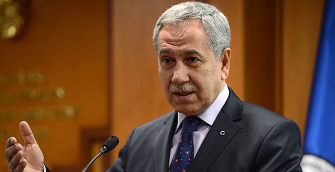 Arınç: Dündar ve Gül'ün tutuklanmaları, Türkiye'nin gidişatına zarar veriyor