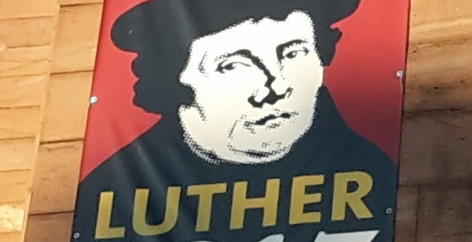 Almanya ilk reformasyon bayramını kutluyor