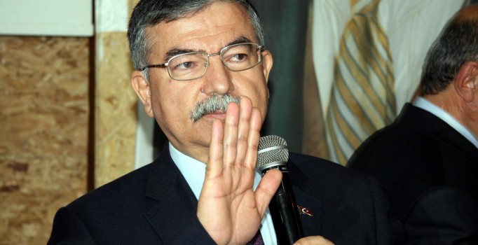 Milli Savunma Bakanı İsmet Yılmaz'dan Başika açıklaması