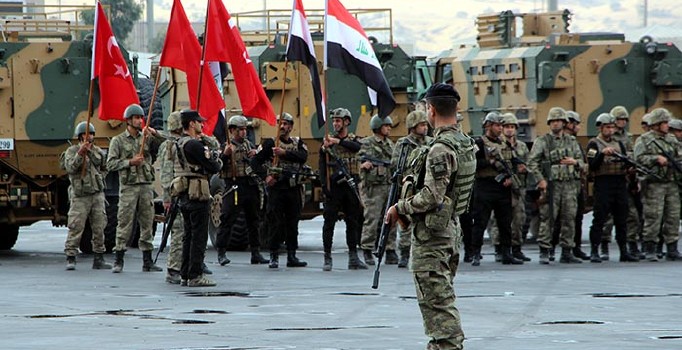 Peşmerge Halil İbrahim Sınır Kapısı'nı Irak yönetimine teslim etti