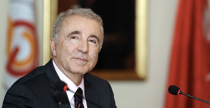 Ünal Aysal Galatasaray'a geri dönüş sinyali verdi