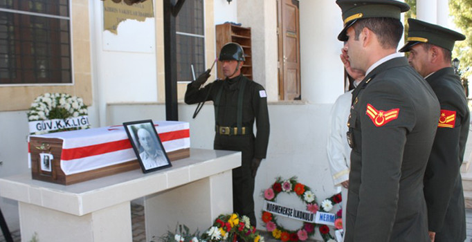 Kayıp şehit Halil Ziya 53 yıl sonra toprağa verildi