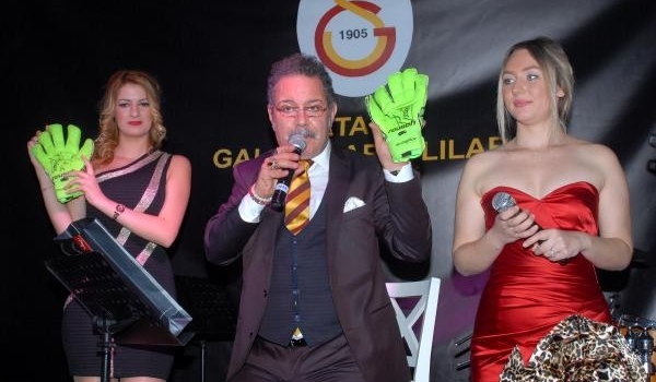 Muslera'nın eldivenlerine 7 bin lira