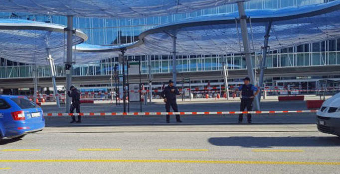 Son dakika! İsveç'te şüpheli paket alarmı