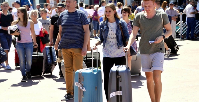 Antalya'ya 10 ayda 9.5 milyon turist geldi