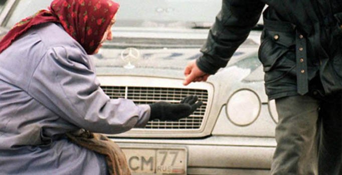 Rusya'da 2 kişiden birinin ekonomik durumu kötüleşti