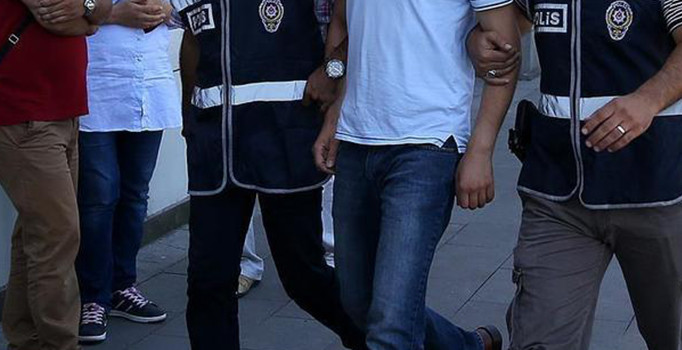 Hakkari'de şüpheli şahsın üzerinden krokiler çıktı | Hakkari haberleri