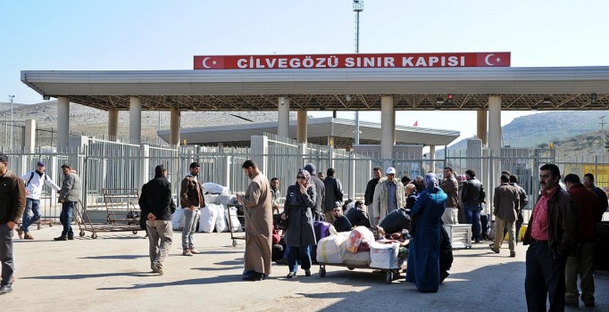 Suriye'de Esad rejimi ve muhalifler arasındaki ateşkes uygulanmaya başladı