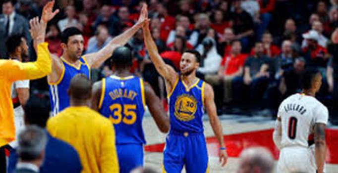 Warriors sonradan açıldı | Golden State Warriors: 112 San Antonio Spurs: 92