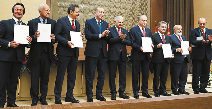 Yerli otomobile tarihi imza: 2019’da prototip 2021’de satış