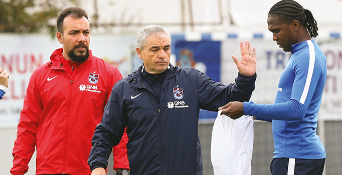 Durup dururken kafa atılmaz!