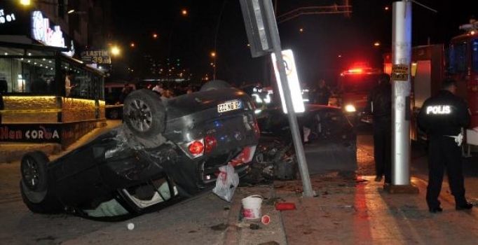 Başkentte seyir halindeki araca pompalı saldırı: 1 ölü, 5 yaralı