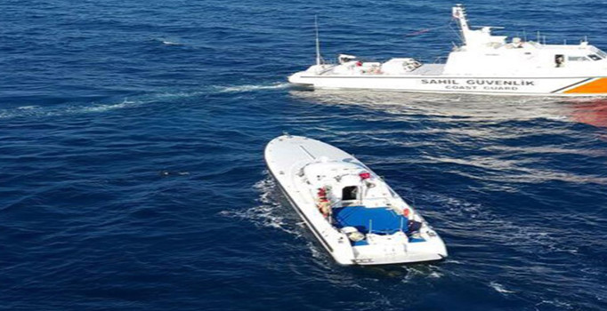 Kardak’ta 2 göçmenin cesedi bulundu