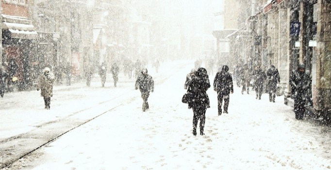 İstanbul'a son yılların en kuvvetli kar yağışı geliyor