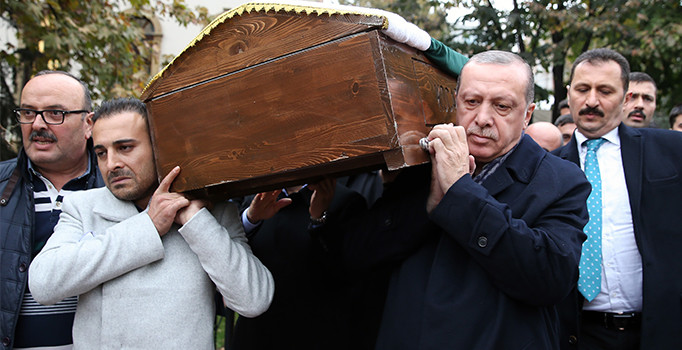 Cumhurbaşkanı Erdoğan’dan sınıf arkadaşına son görev