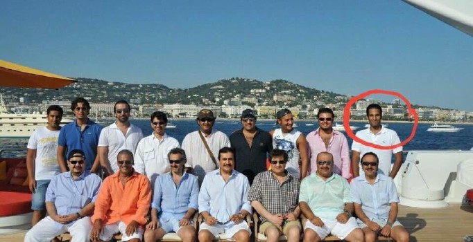 Suudi Arabistan'da 'taht darbesi'ni özetleyen fotoğraf