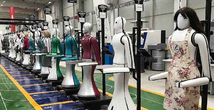 Türkiye'nin ilk insansı robot fabrikası Konya'da açıldı