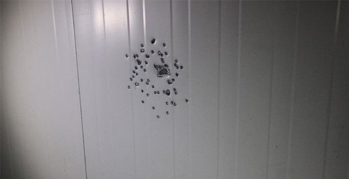 Konya'da gece bekçisi uykusunda maganda kurşunuyla yaralandı