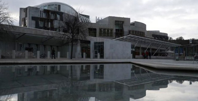 Son dakika! İskoçya Parlamentosu'nda 'Beyaz toz' alarmı