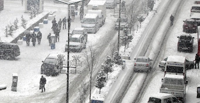 Türkiye beyaza büründü