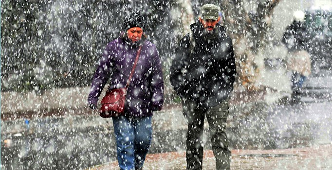 İstanbul'da hangi üniversiteler tatil edildi? İstanbul'da 7 üniversiteye kar tatili