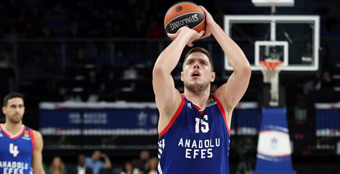 Anadolu Efes, haftaya damga vurdu