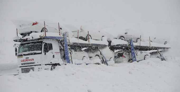Balıkesir'de 45 saat kapalı kalan yol için rekor ceza