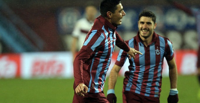 Trabzonspor'un en golcüsü Cardozo oldu