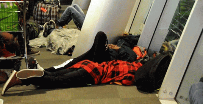 Seferler iptal oldu, Atatürk Havalimanı otele döndü