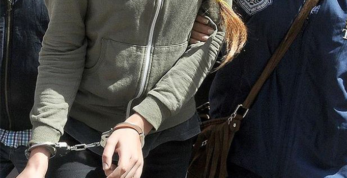 Isparta'da FETÖ şüphelisi kadın tutuklandı