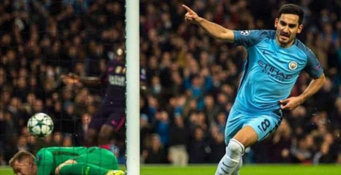 Manchester City, İlkay Gündoğan ile sözleşme yeniledi