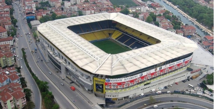 Fenerbahçeli futbolculara Kadıköy’de kötü sürpriz