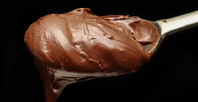 Çikolata kavanozundan kemik parçaları çıktı