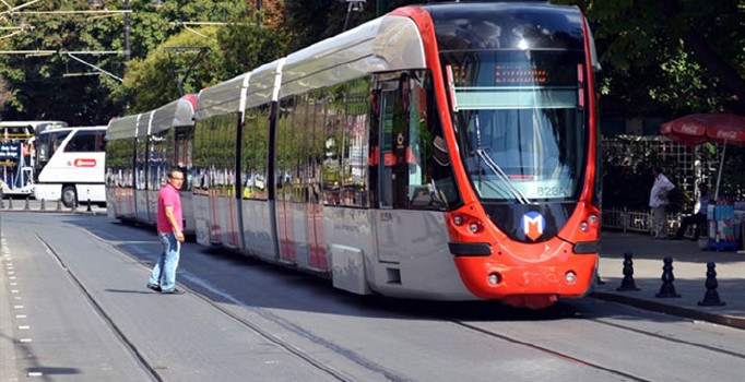 Eminönü-Eyüpsultan-Alibeyköy tramvay hattı 2018'de bitecek