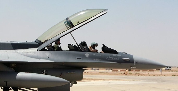 Son dakika! Koalisyon uçakları, Deyr ez Zor'da sivilleri bombaladı: 10 ölü