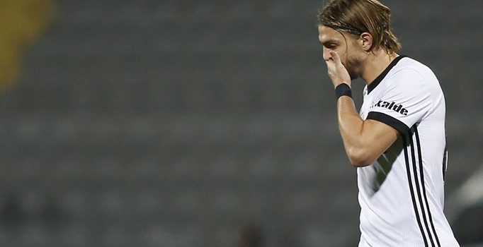 Caner Erkin'e 2 yıla kadar hapis istemiyle dava açıldı.