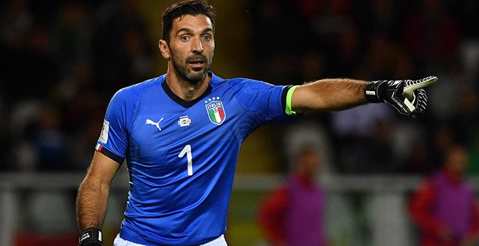 Gigi Buffon da milli takıma veda etti