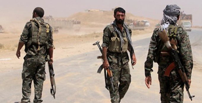 Fırat'ın batısında tehlikeli gelişme: YPG Tanab köyünü aldı